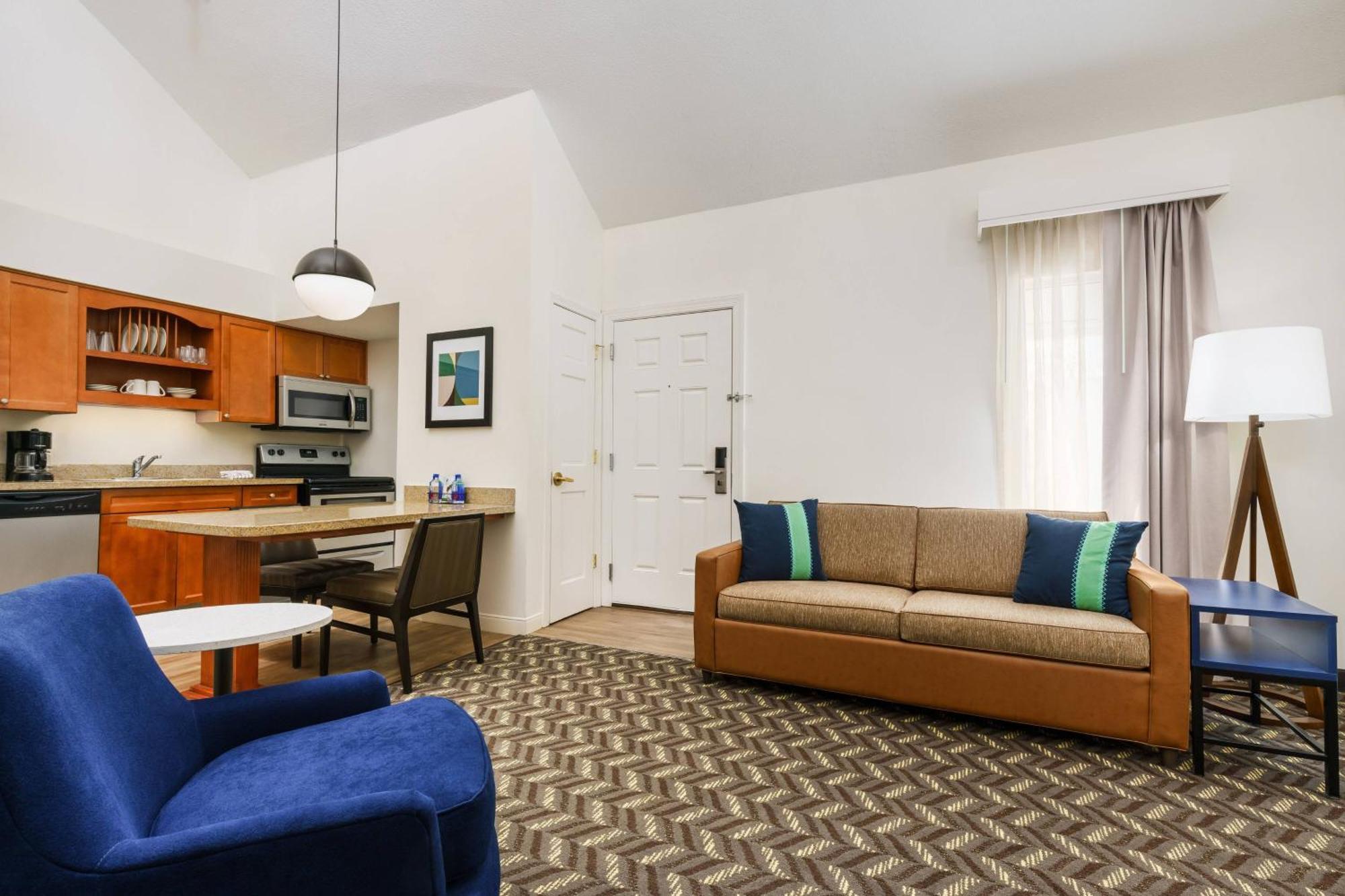 Residence Inn Hartford Виндзор Экстерьер фото